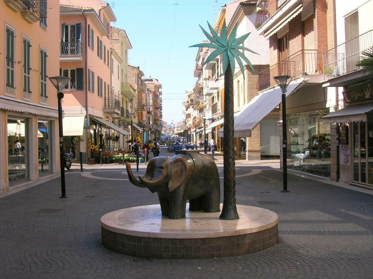 Casavacanze Estate 2 San Benedetto del Tronto Dış mekan fotoğraf